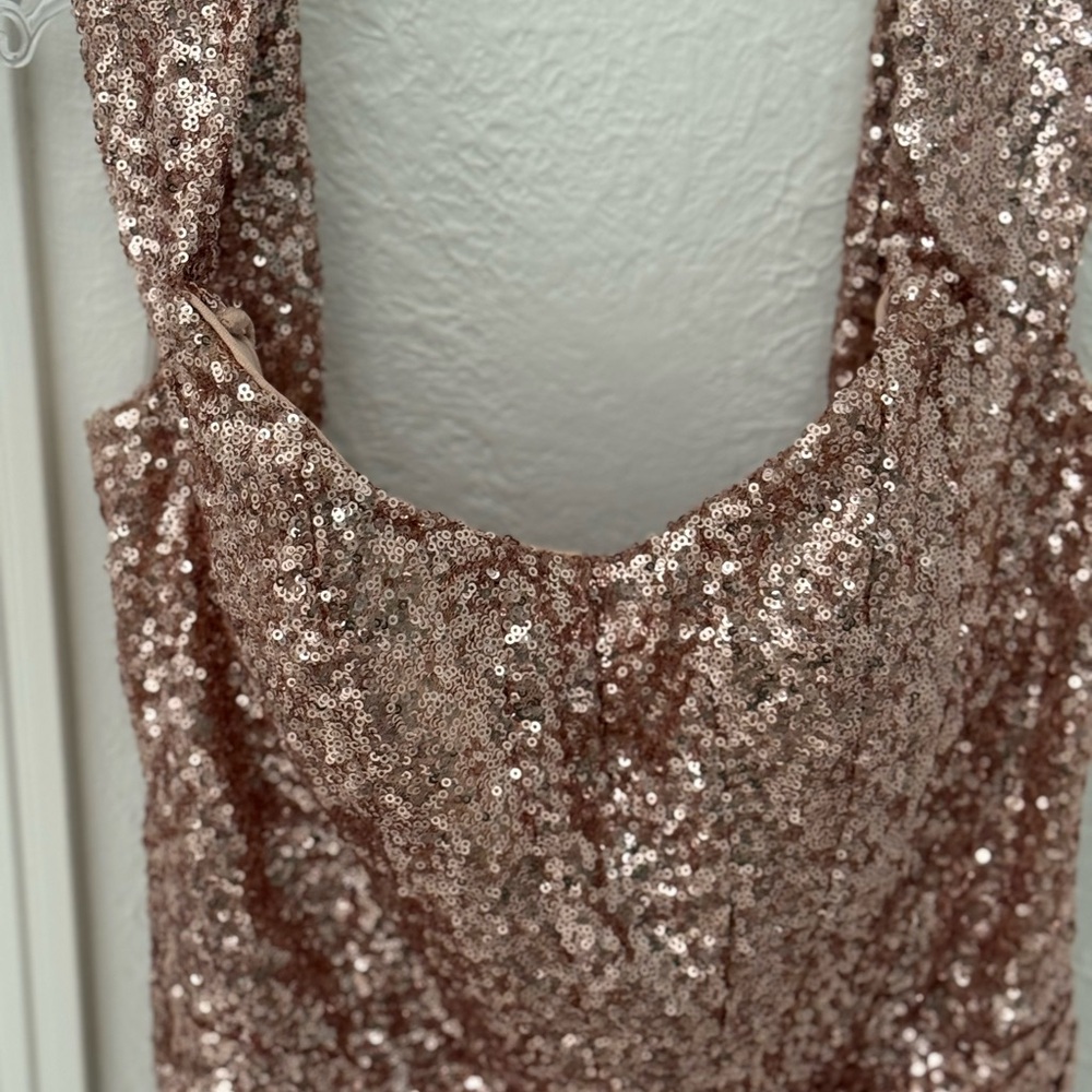 Sherri Hill Sparkling Mini Dress in Rose Gold sleeves are detachable - Picture 5 of 7